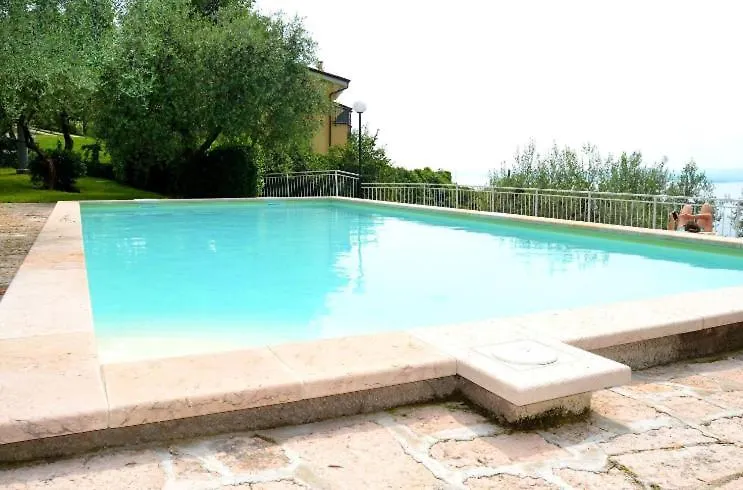 Maison Balu Villa Torri Del Benaco 0*,  Ιταλία