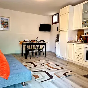 Apartment 1282, Torri Del Benaco