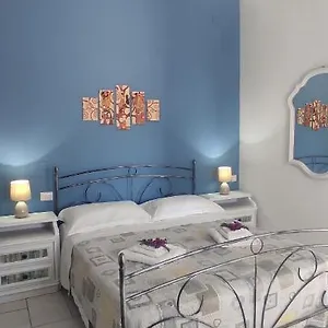 esta-holidays-apartments-taormina.taorminaitalyhotels.com/